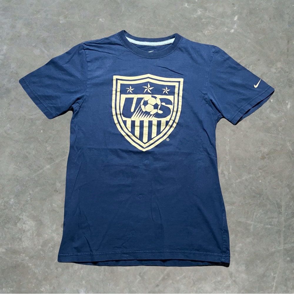 ☀️ Nike USA Soccer Double Sided Graphic Tee Mens Size Small Navy/Gold